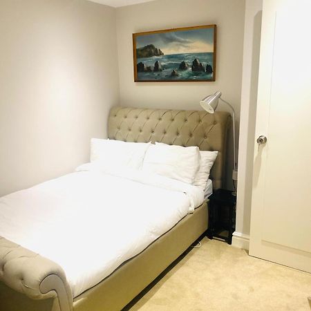 Large Self-Contained Cozy Studio 伦敦 外观 照片